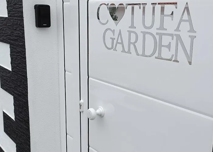 Cotufa Garden アパート *